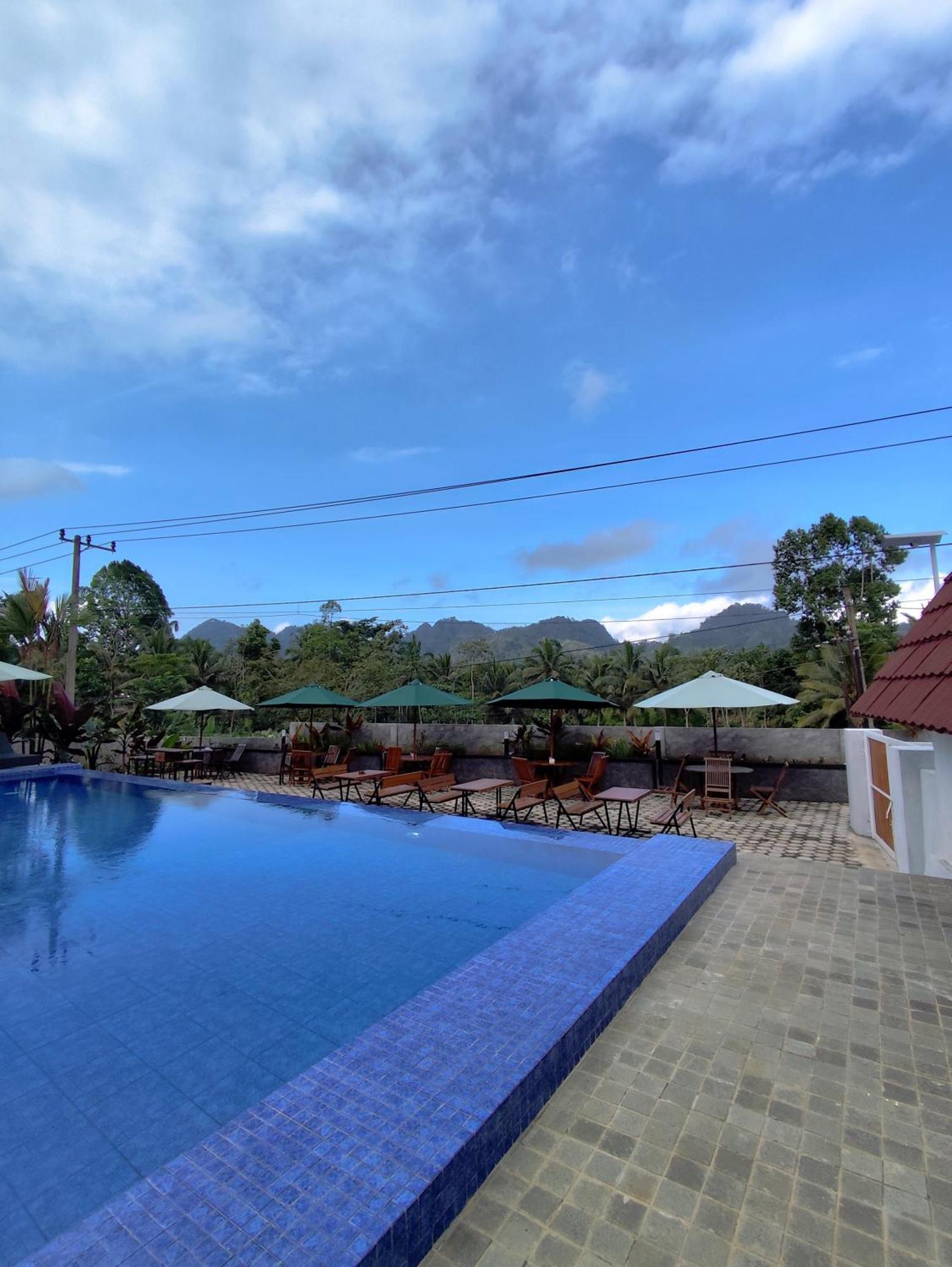 Tumpaksewu Homestay Sidomukti Buitenkant foto